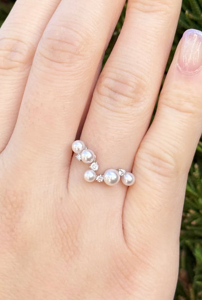 Alternating Pearl Dia Ring