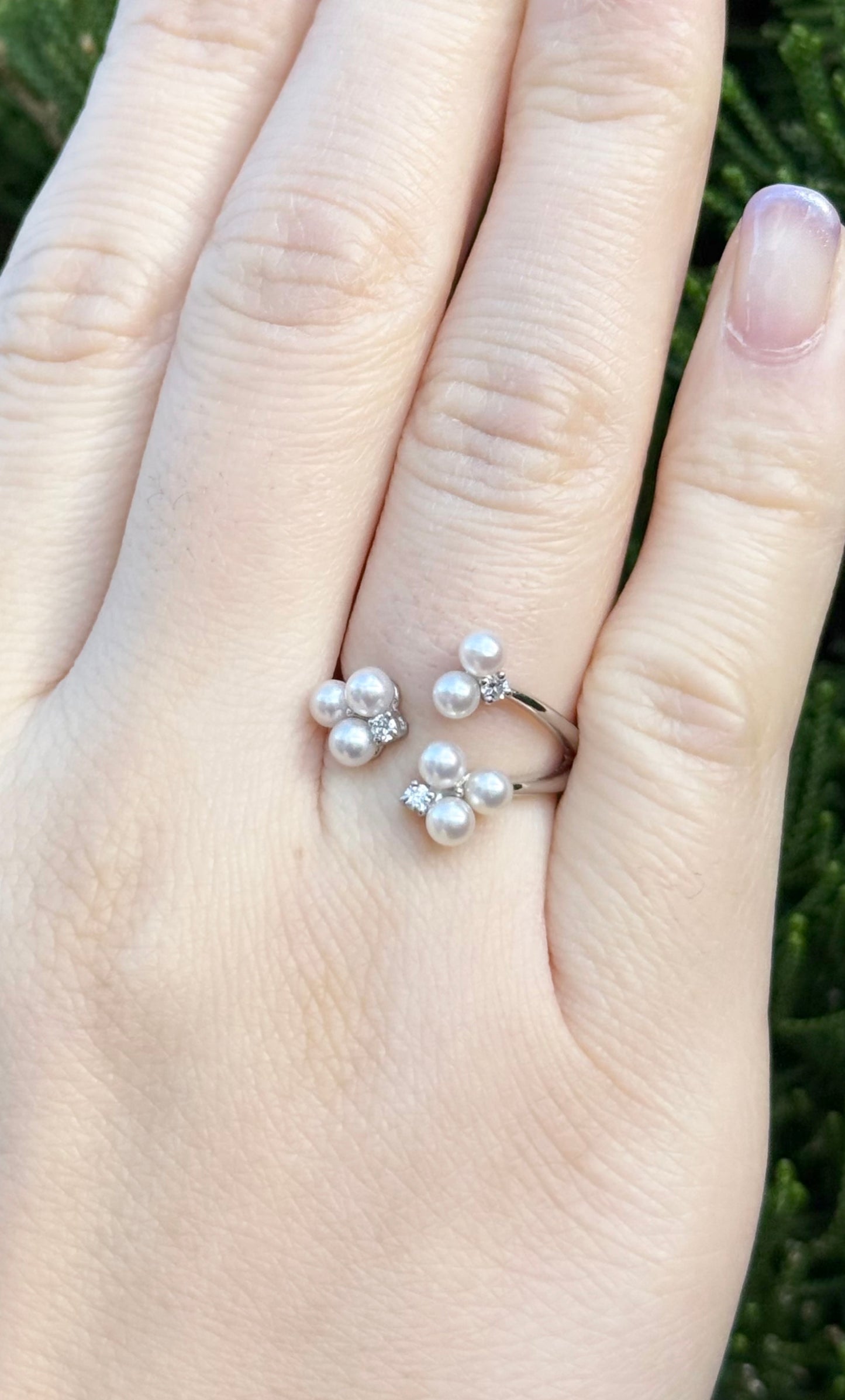 Triple Bloom Pearl Ring