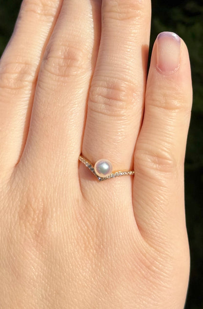 Floating Pearl Ring