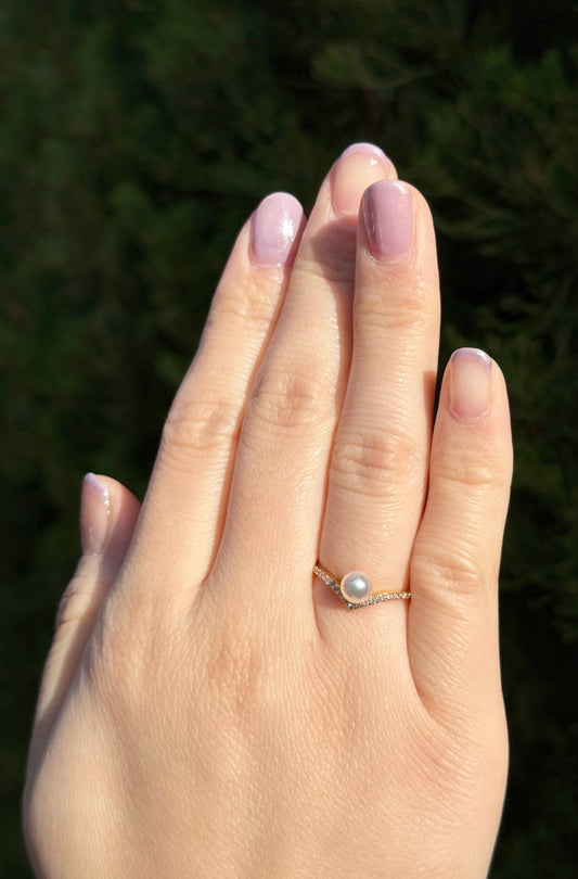 Floating Pearl Ring