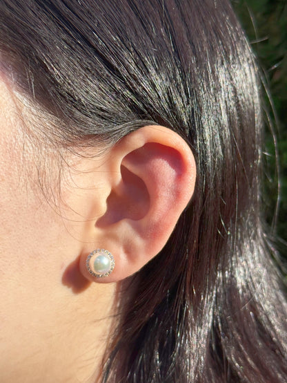 Yellow Gold Akoya Pearl Studs
