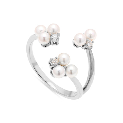 Triple Bloom Pearl Ring