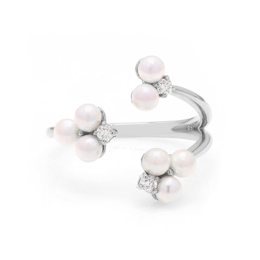 Triple Bloom Pearl Ring