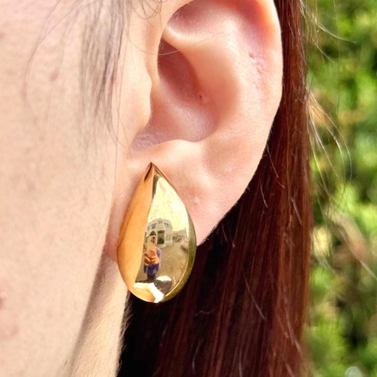 18K Yellow Gold Teardrop Stud Earrings, No Plating or Coating, Luxury Jewelry For Her. Mothers Day Jewelry for Mom. Graduation Gift for Her