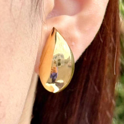 18K Yellow Gold Teardrop Stud Earrings, No Plating or Coating, Luxury Jewelry For Her. Mothers Day Jewelry for Mom. Graduation Gift for Her