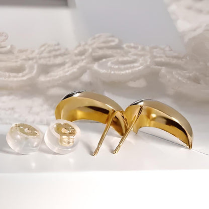 18K Yellow Gold Crescent Claw Stud Earrings, No Plating or Coating, Sculptural Minimal Jewelry For Her, Graduation Gift for Her.