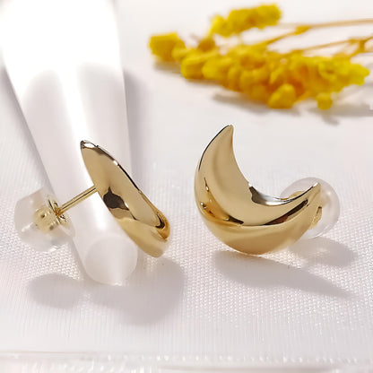 18K Yellow Gold Crescent Claw Stud Earrings, No Plating or Coating, Sculptural Minimal Jewelry For Her, Graduation Gift for Her.