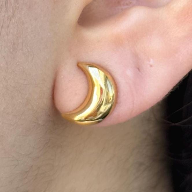 18K Yellow Gold Crescent Claw Stud Earrings, No Plating or Coating, Sculptural Minimal Jewelry For Her, Graduation Gift for Her.