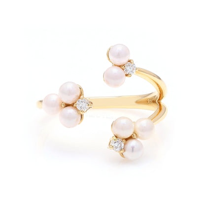 Triple Bloom Pearl Ring