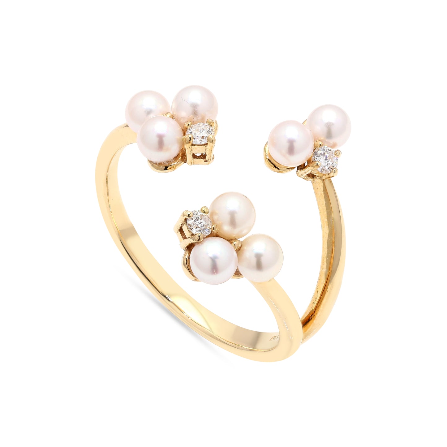 Triple Bloom Pearl Ring