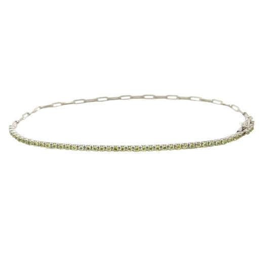 Peridot Paperclip Bracelet - 18k White Gold with 0.75 ct Peridot. A harmonious blend of classic allure and modern elegance.