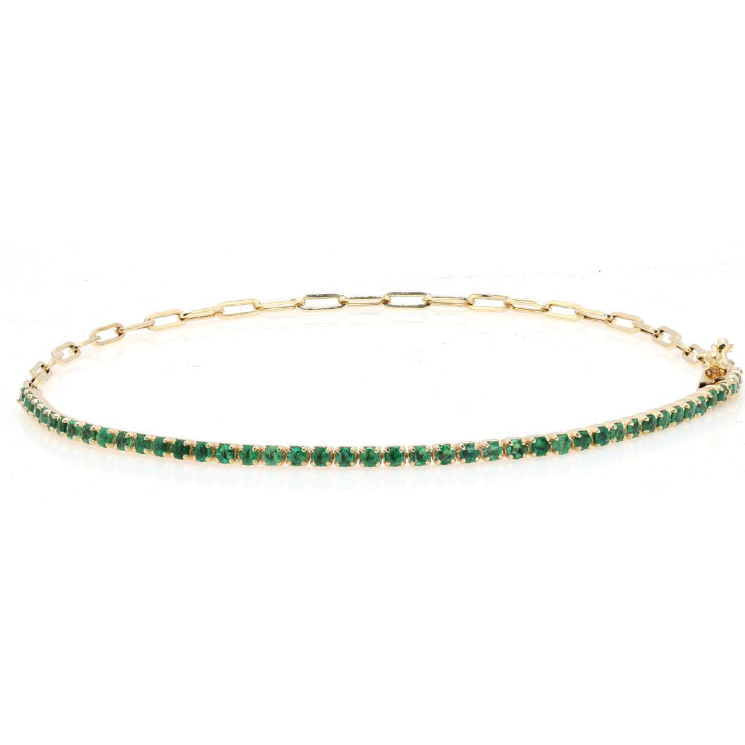 Emerald Paperclip Bracelet - 18k Yellow Gold with 0.72 ct Emerald. A luxurious fusion of timeless allure and contemporary sophistication.